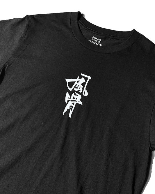風骨圖案Tee