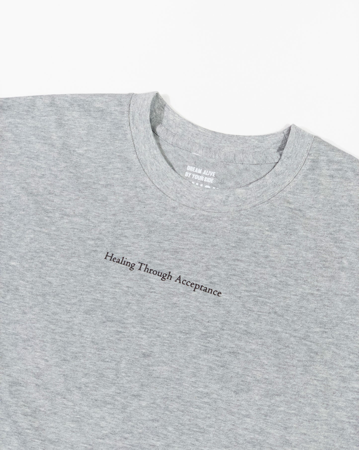 Healing Through Acceptance圖案Tee